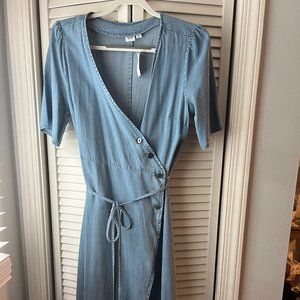 Soft Chambray Dress w/sleeves